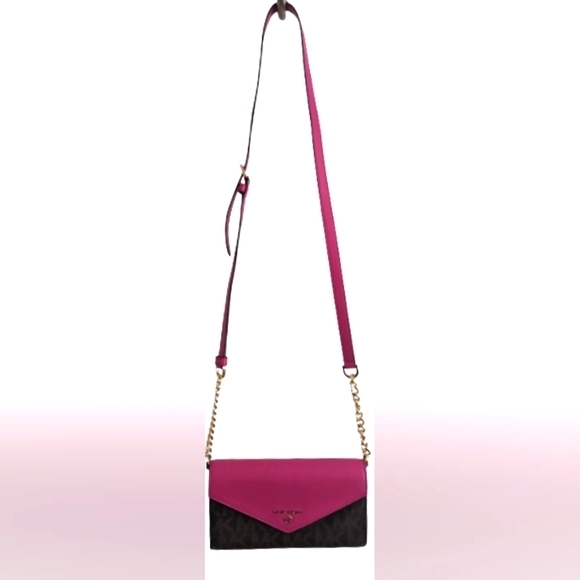 NWT Michael Kors Jet Set Charm Lrg envelope phone crossbody wild berry color - Picture 3 of 12